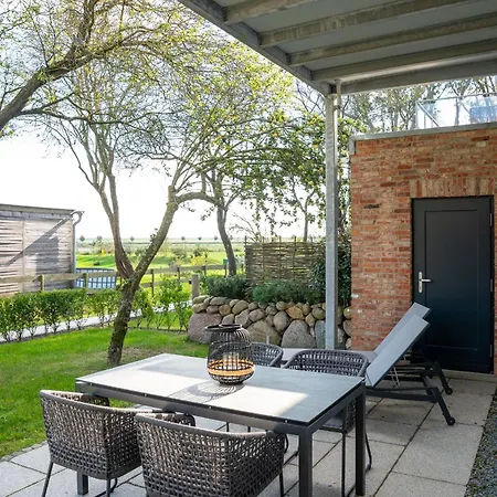 Alte Schule Uelvesbuell فيستيرهيفير